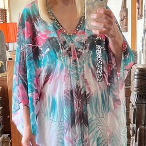 Jennifer Lopez Breezy Tropical Tiki Caftan